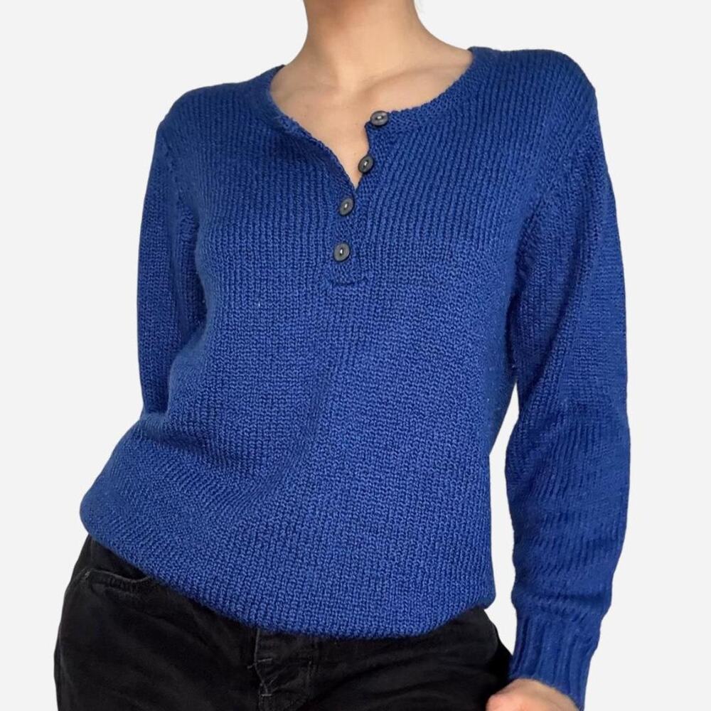 Blue knitted Henley sweater with buttons from Haymaker size medium (PM)